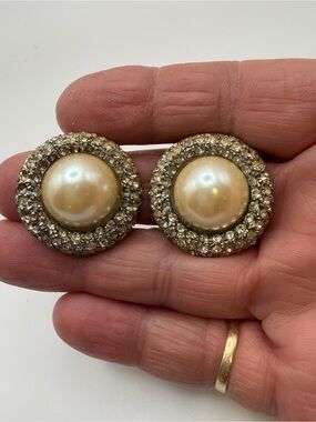 Kenneth Jay Lane vintage faux pearl and rhinestone halo clip on earrings
